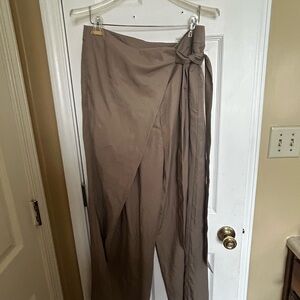 COS Stylish Tan Wrap Pants. NWT